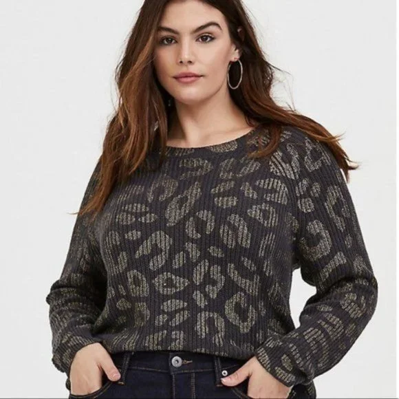 Leopard dot deals pullover sweater